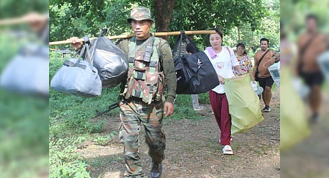 212 persons including 89 women & 37 children return to Manipur from Myanmar. (Photo | Twitter @Spearcorps)