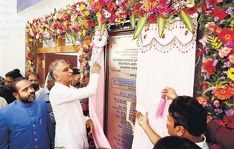 Health Minister T Harish Rao inaugurating the new Mother and Child Care Hospital at Gandhi Hospital in Secunderabad on Sunday. (Photo | Sri Loganathan Velmurugan)