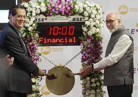 Jio Financial Services Ltd Independent Director and non-Executive Chairman K.V. Kamath and BSE Chairman Subhash S Mundra during the listing ceremony of Jio Financial Services. (PTI)