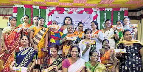 Vandana Georaikar with othet women