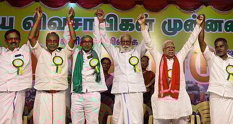 Former MP Hannan Mollah and leaders of United Farmers Front participating in a state conference in Tiruchy on Tuesday. (Photo | M K Ashok Kumar)
