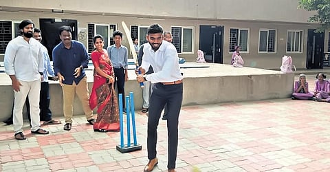 Cricketer Kona Srikar Bharat playing cricket with students on Monday | Express