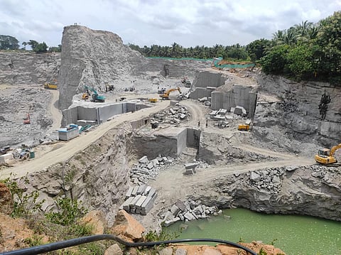 Residents of Kinathukadavu are seeking a ban on quarries in the area, accusing them of carrying out blasts without precautions.