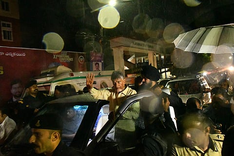 TDP supremo N Chandrababu Naidu being taken to Rajahmundry central jail from Vijayawada on Sunday.(Photo I Prasant Madugula)