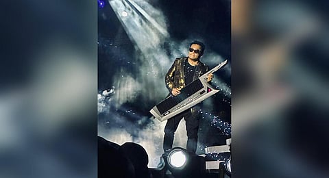 Music maestro Rahman performing at the 'Marakkuma Nenjam' concert. (Photo | AR Rahman Twitter)