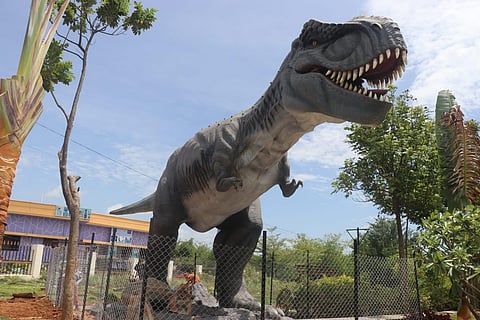 According to official sources, this is India’s first dinosaur theme park featuring lifelike, moving dinosaurs.