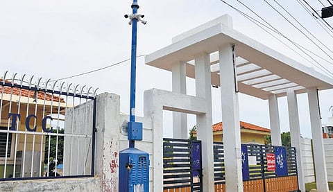 The smart pole in front of Science Park at Anna Nagar in Tiruchy | mk ashok kumar