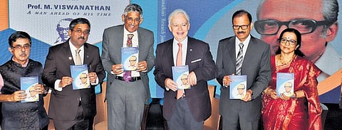 The 100th birth anniversary of (late) Professor M Viswanathan celebrated by family members and medical practitioners | Suman Mondal