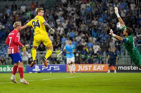 Lazio's goalkeeper Ivan Provedel scoring the equalizer against Athletico MAdrid. (Photo | AP)