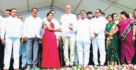 Minister T Harish Rao hands over documents to housing scheme beneficiaries | Express