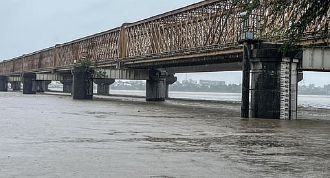 Sudden release of water from the Narmada dam, which inundated the districts of Narmada, Bharuch, and parts of Vadodara. (Photo | ANI)