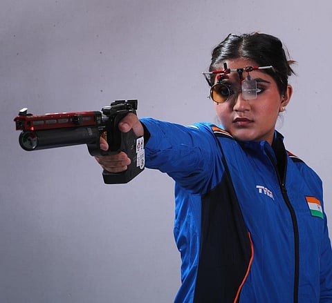 Teenaged Indian shooter Esha Singh (Instagram)