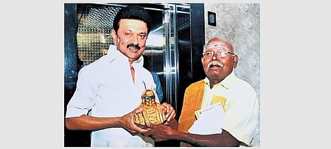 TN Chief Minister MK Stalin appreciating philanthropist TP Rajendran for his service to society during his visit to Madurai | Express
