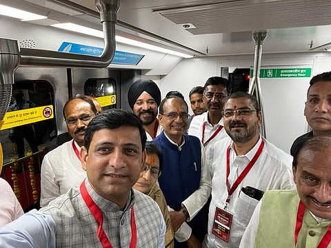 The entire work of the traction third rail system was completed in just 45 days.