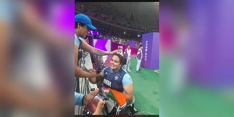 Kiran Baliyan celebrates with Seema Antil (left) on Friday (Photo | Special arrangement)