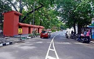 A collective of artists and activists are demanding more infrastructure for cultural events at Manaveeyam Veedhi.