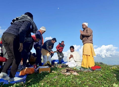 Yoga guru Swami Ramdev's disciple Balkrishna's move to take an idol of Lord Dhanvantari in the Harshil area has caused a stir in the forest department.
