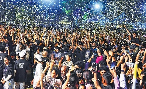 FILE: Crowd enjoying the music concert held as part of New Year celebrations at Parade Ground in Fort Kochi on Sunday | A Sanesh