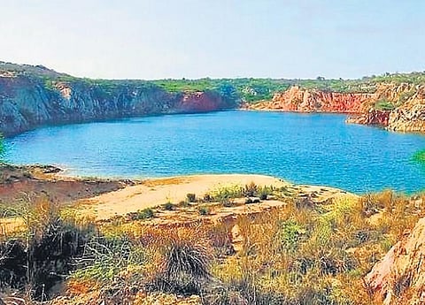 HC seeks govt’s response on encroachments