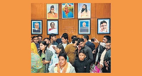 Rajasthan: Minister removes portrait of Gandhi