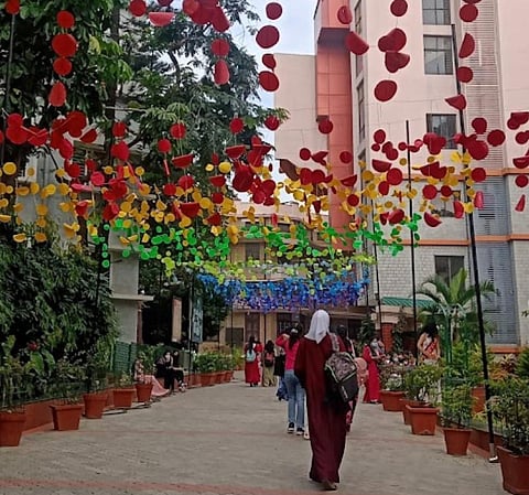 Mount Carmel College established in 1944 in Trichur and shifted to Bengaluru in 1948