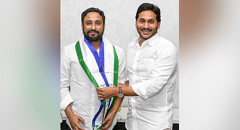 AP chief minister Y S Jagan Mohan Reddy with Ambati Rayudu as the latter joined YSR Congress Party, on Thursday, Dec. 28, 2023. (Photo | PTI)