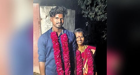 Iswariya with Naveen on their wedding day | Special arrangement