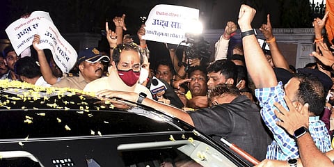 Maharashtra CM Uddhav Thackeray leaves from his official residence 'Varsha' to move to his personal residence 'Matoshree', in Mumbai. (Photo| PTI)