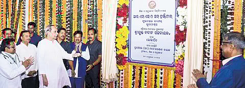 CM Naveen Patnaik inaugurating the second campus of SUM Hospital.