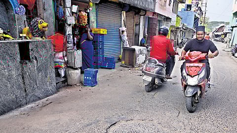 Residents of Arundhathiyar Nagar demand the corporation to relay the bad roads and install speed breakers to regulate the heavy traffic flow.