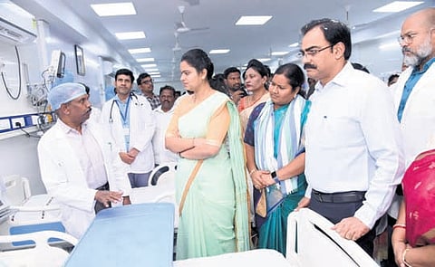 Health Minister Vidadala Rajini interacting with the doctors at the new ICU block at Government General Hospital in Guntur on Tuesday I Express