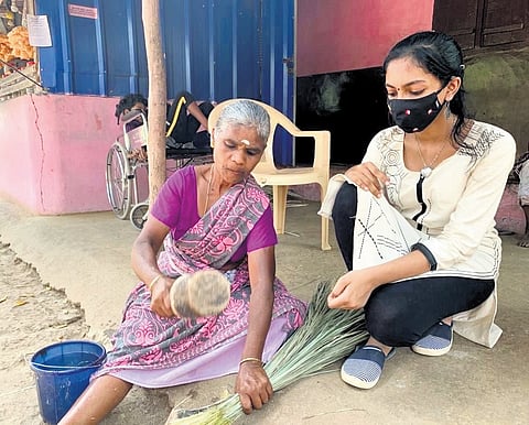 Niharika interacts with a tribal woman during her visit to one of the hamlets.