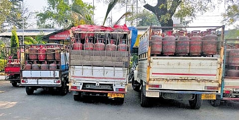 Stolen gas cylinders seized from the accused in Bargarh