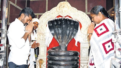 Panchayat Raj and Rural Development Minister Dansari Anasuya offers prayers
at Keslapur Nagoba temple on Wednesday