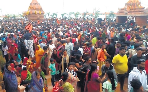 Rush of devotees near the Ram temple at Fategarh village in Nayagarh.