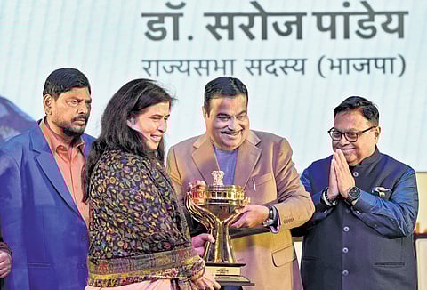 BJP MP Saroj Panday and SAD MP Harsimrat Kaur Badal are honoured with the Woman Parliamentarian of the Year award