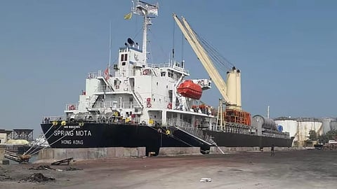 The first driverless train for Bengaluru Metro reached on Tuesday by a vessel at Chennai port. They arrived from Shanghai port.