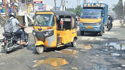 Apart from bad roads, accumulation of dust and unregulated traffic are other major issues that plague commuters in Perumbakkam.