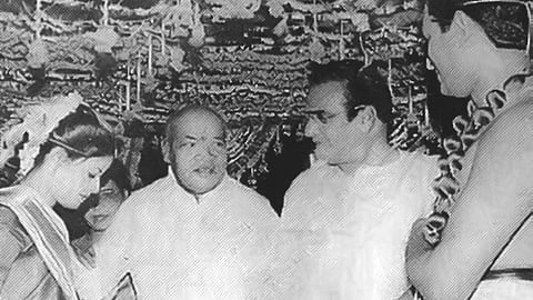 PV Narasimha Rao seen with former Andhra Pradesh CM NT Rama Rao