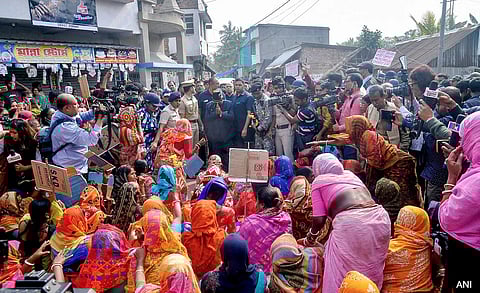 Women protestors in Sandeshkhali, who alleged sexual abuse by absconding TMC leader Shajahan Sheikh and his associates, meets West Bengal Governor CV Ananda Bose.