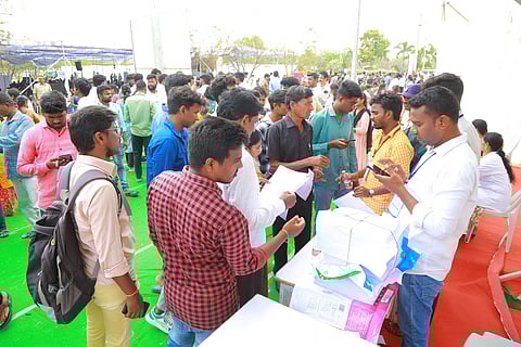 The report estimates that the share of the working-age population will begin to decline after 2030.