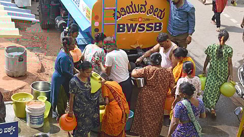 BWSSB supplies drinking water in Tankers to the residents of Maruthinagar in Bengaluru.