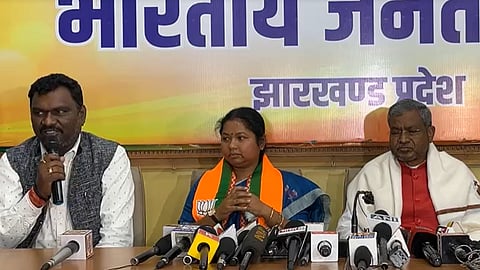 Geeta Kora joined the saffron party in the presence of BJP state president Babulal Marandi.