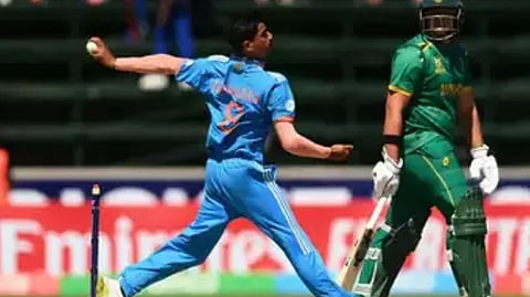 Naman Tiwari bowling during the ICC U19 World Cup semifinal against South Africa