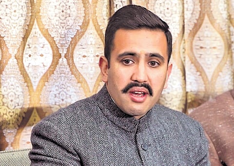 Minister Vikramaditya Singh does U-turn on resignation