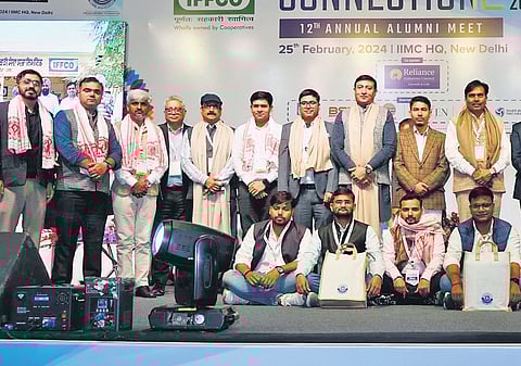 Awardees receiving IIMCAA Connection award in various categories