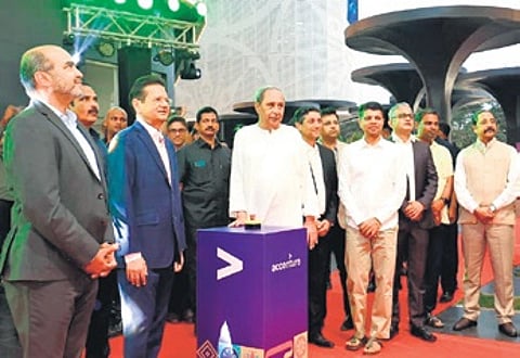 CM Naveen Patnaik inaugurating the advanced technology centre of Accenture