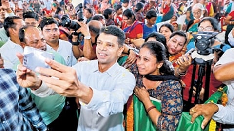 Puri to become economic
backbone of Odisha: 5T chairman VK Pandian