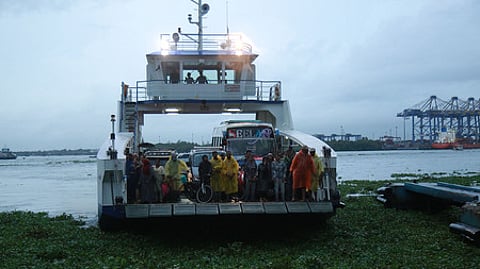 Vypeen-Fort Kochi Ro-Ro service.