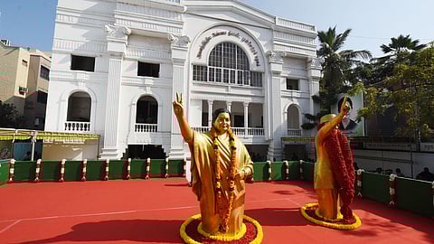 Image of AIADMK office in Chennai.